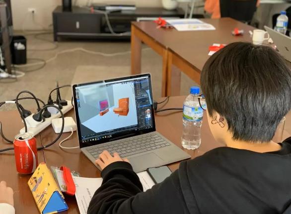 實(shí)踐運(yùn)用Blender建模